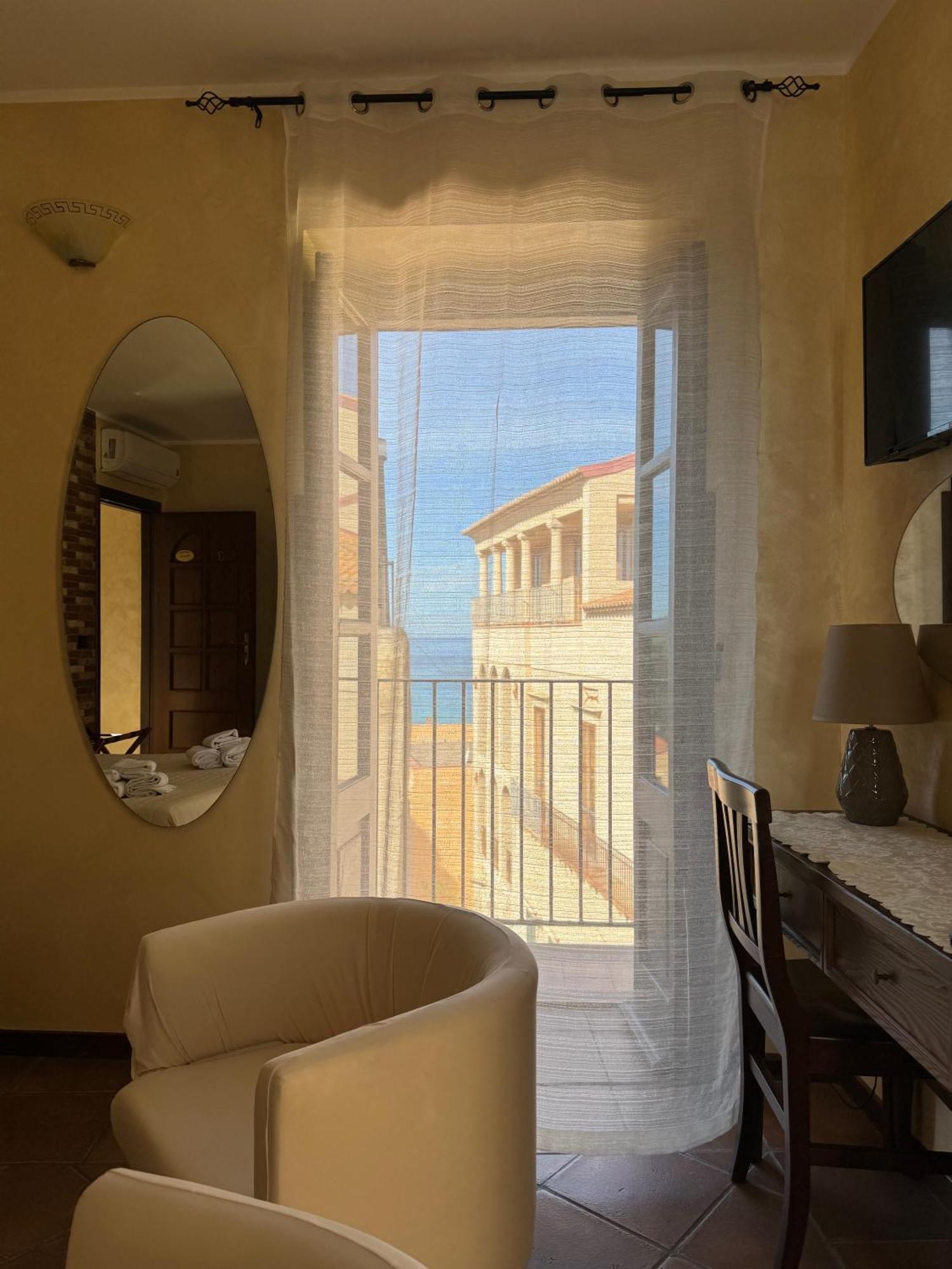 B&B Rivellini Tropea Kültér fotó