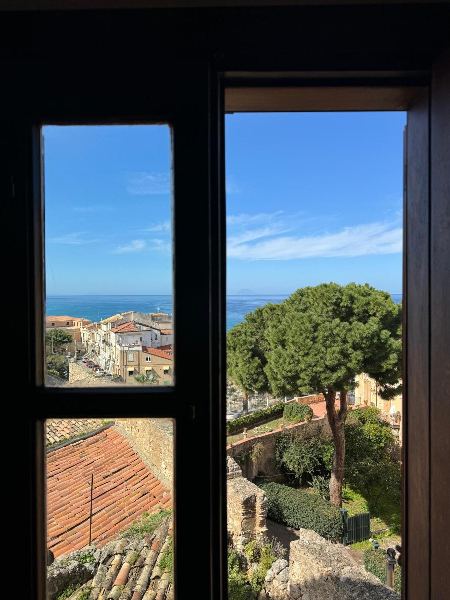 B&B Rivellini Tropea Kültér fotó