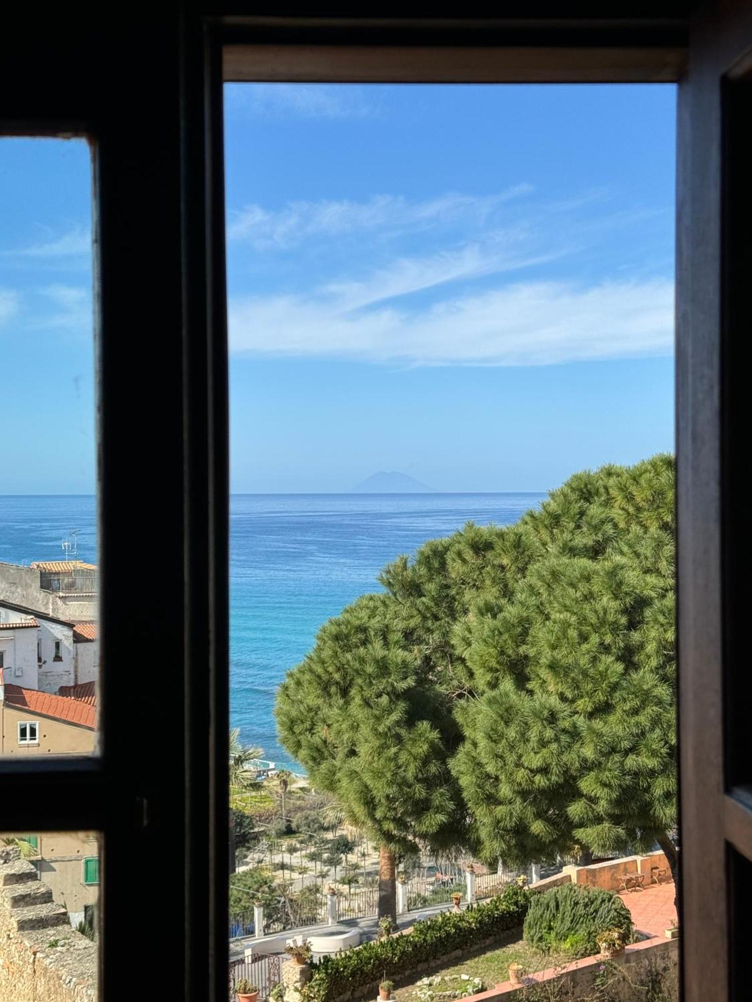 B&B Rivellini Tropea Kültér fotó