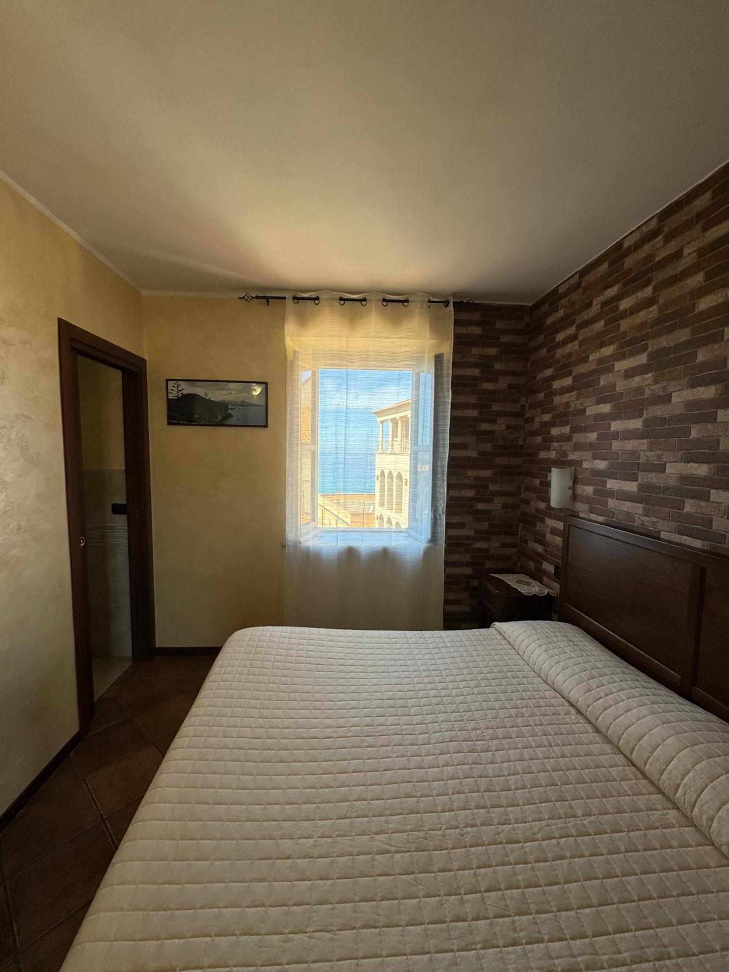 B&B Rivellini Tropea Kültér fotó